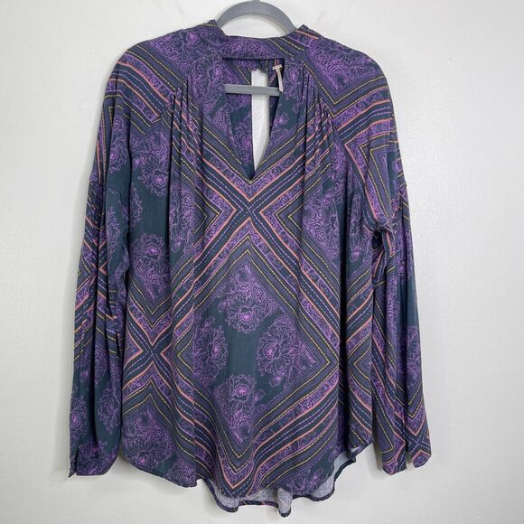 Free People Walking On A Dream Purple Front Key Hole Tunic Top Size Medium - Picture 1 of 7